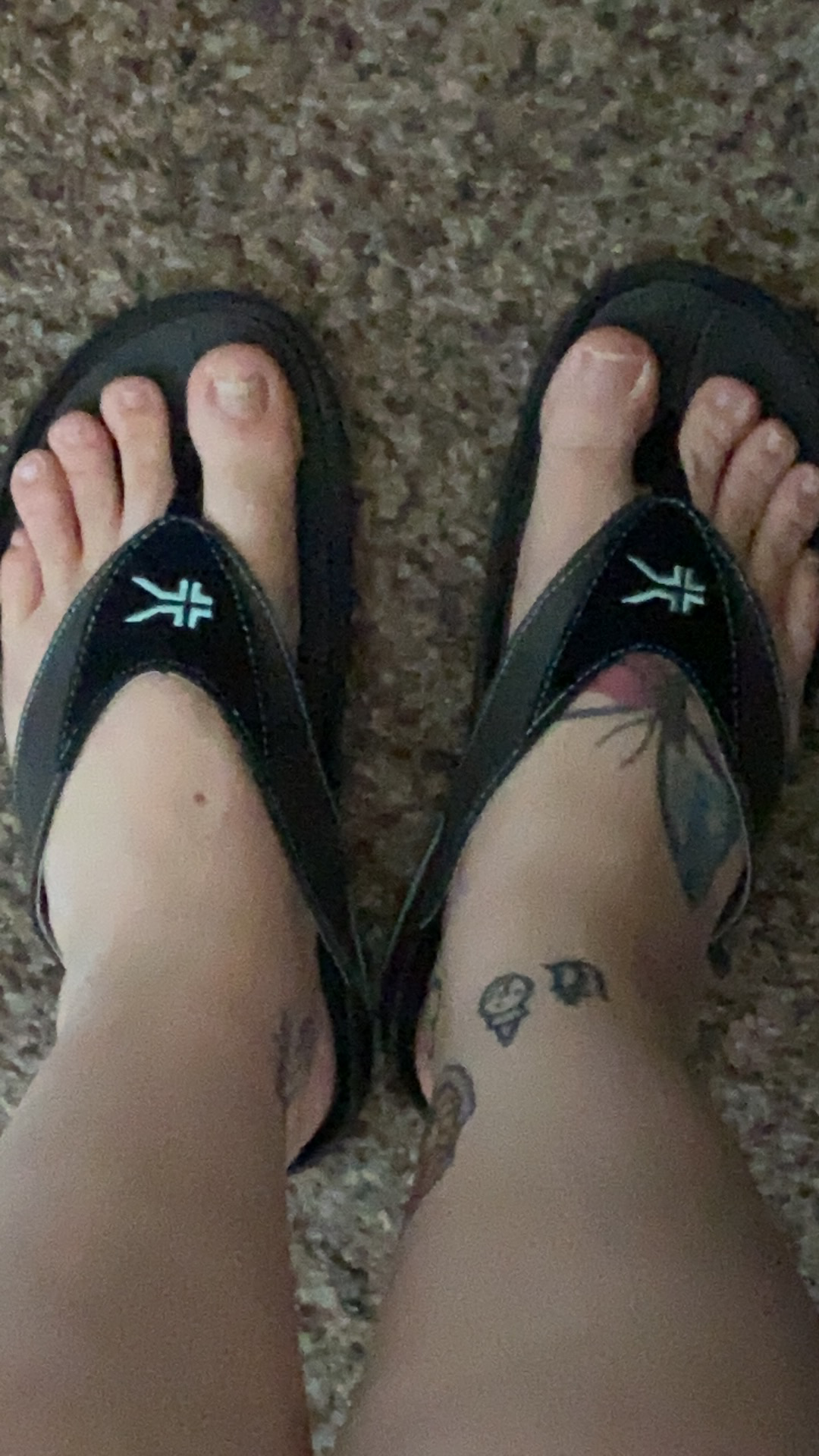 Kuru hotsell flip flops